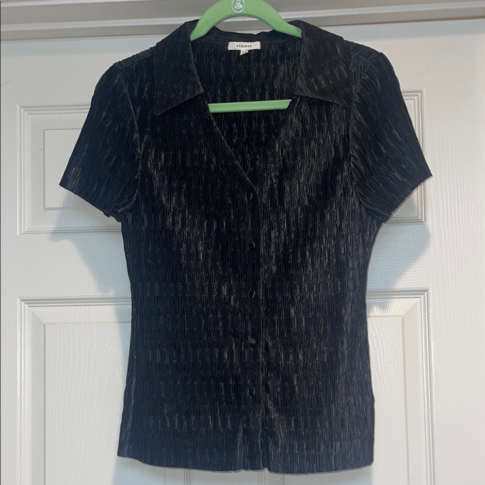 Pleione Black Ribbed Button Down Shirt Notched Collar